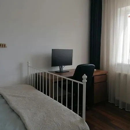 Apartament Bun, 2 Camere, Centru Rm Valcea Apartment